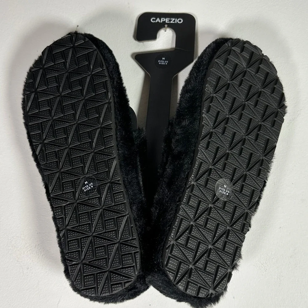 Capezio Black Faux Fur Luxury Comfort Slipper dance Slides Size adult M Fits 8